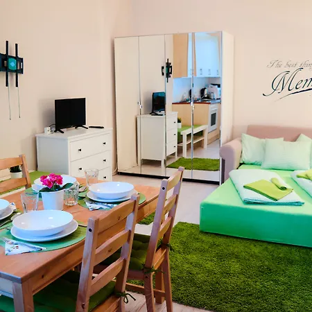 酒店 Opera Minihotel 2*