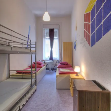 호텔 Opera Minihotel 2*